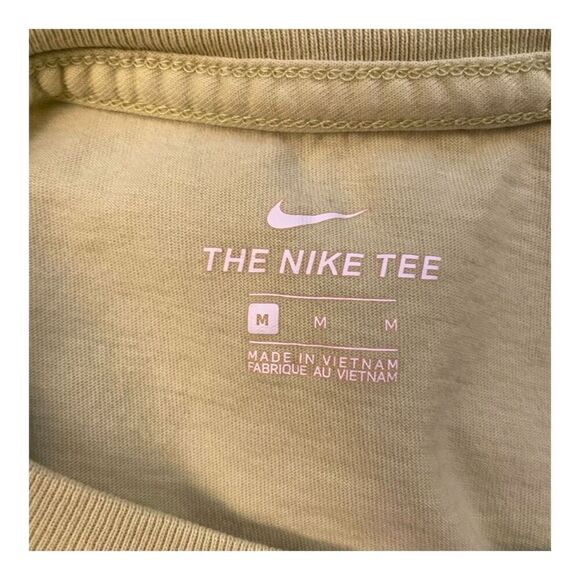 Nike “The Nike Tee”  in Lemon-Lime Sz M - Picture 9 of 10